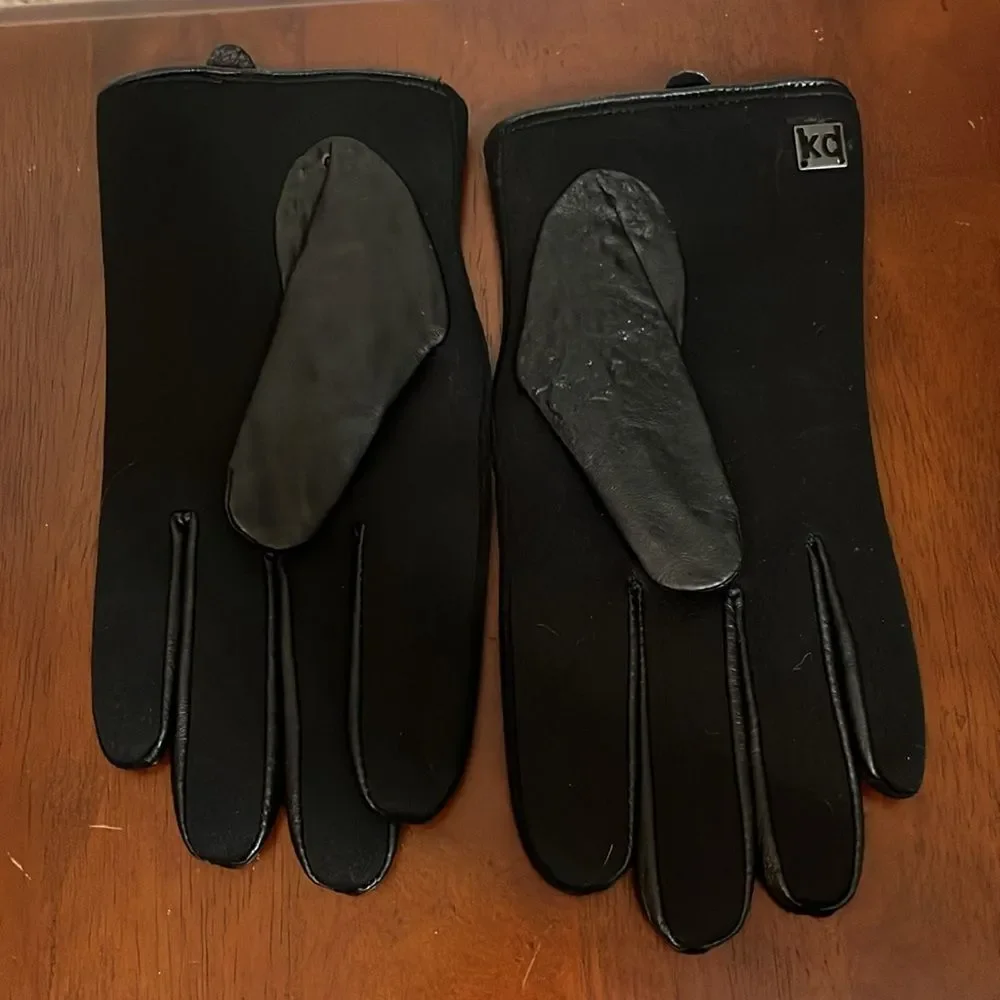 Reaction Kenneth Cole Women’s Black Studded Suede Leather Gloves L